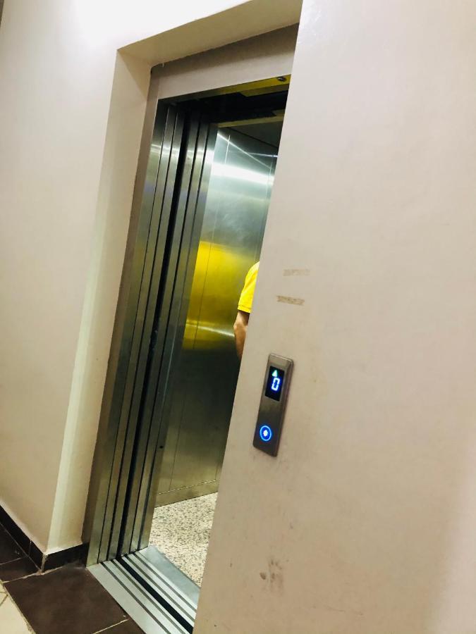Julie'S Private Apartment มาร์ราเกช ภายนอก รูปภาพ